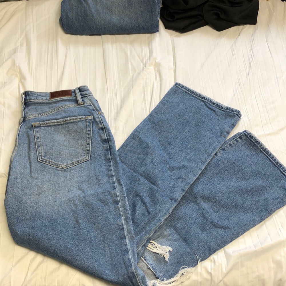 NWOT Hollister Dad Jeans. Size 3 Regular. Ultra High-Rise